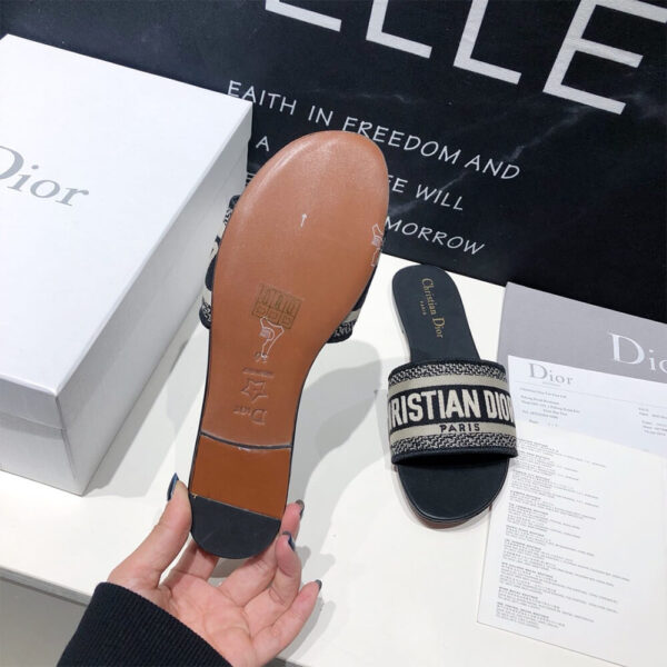 Dior Dway Slides